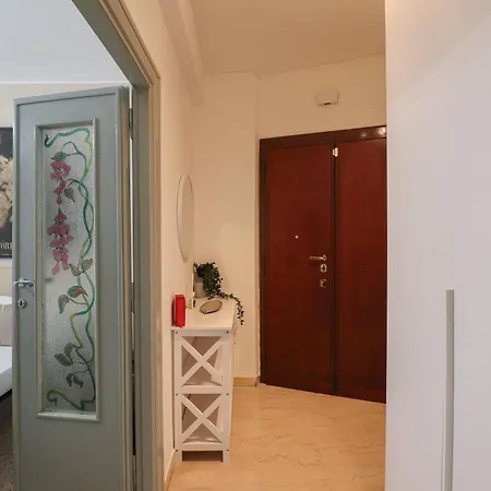 Trastevere - La Maison Du Monde Roma